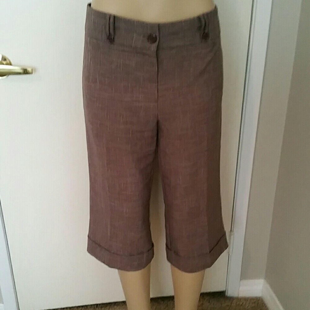Cute cropped career slacks